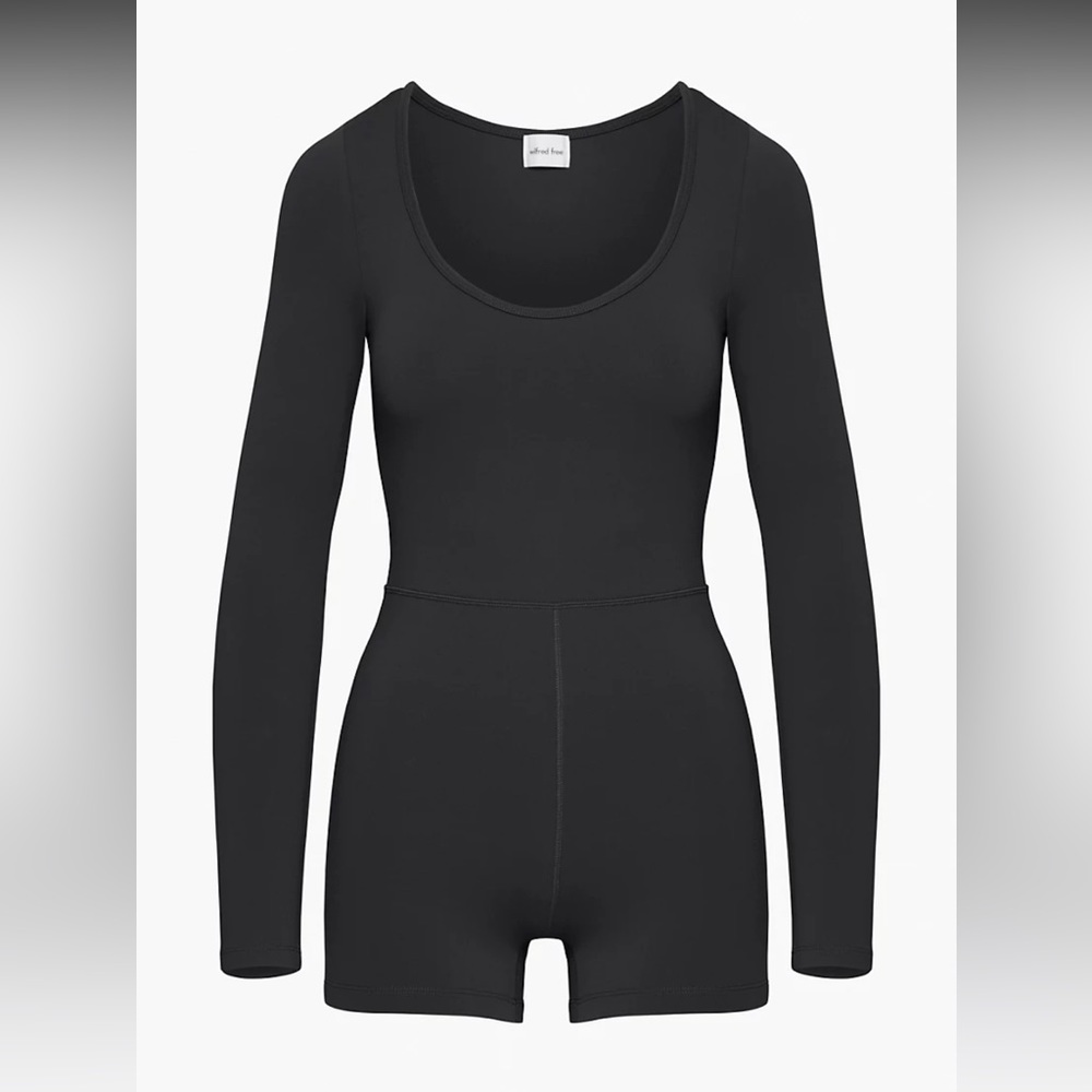 Aritzia Wilfred Free KAZ ROMPER